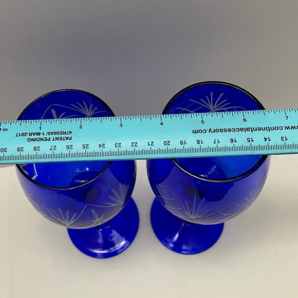 VINTAGE COBALT BLUE CUT CLEAR CRYSTAL WINE GLASSS - Picture 2 of 4